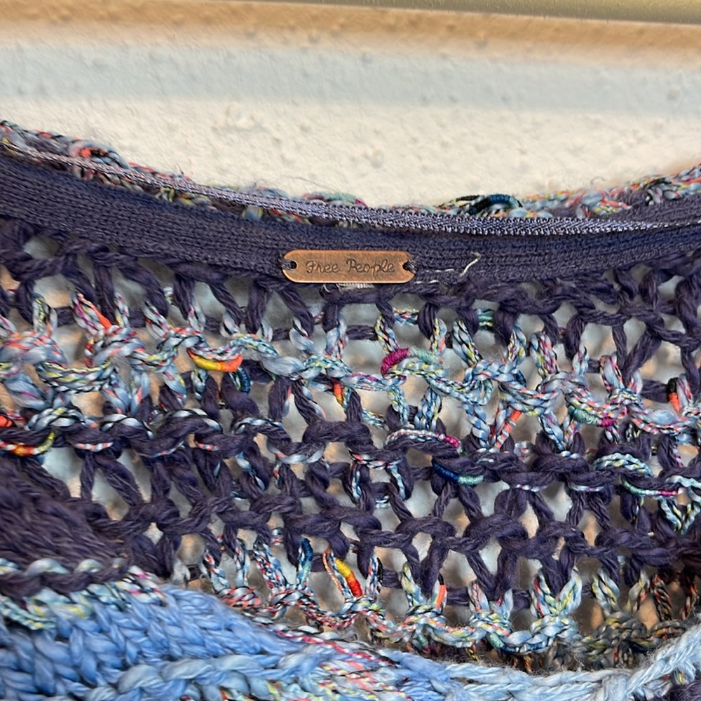 Free People Navy and Light Blue Striped Chunky Knitted Crop Top Sweater - Picture 2 of 6